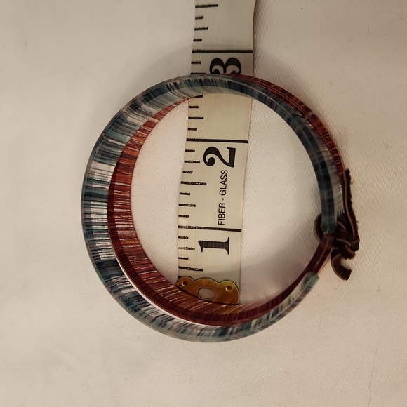 2/$30 Blue and red resin bracelet - Picture 5 of 6